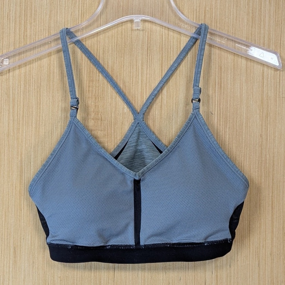 Nike Dri-FIT Women Gray Heathered Adjustable Strap Sports Bra Medium Active Gym - Picture 6 of 7